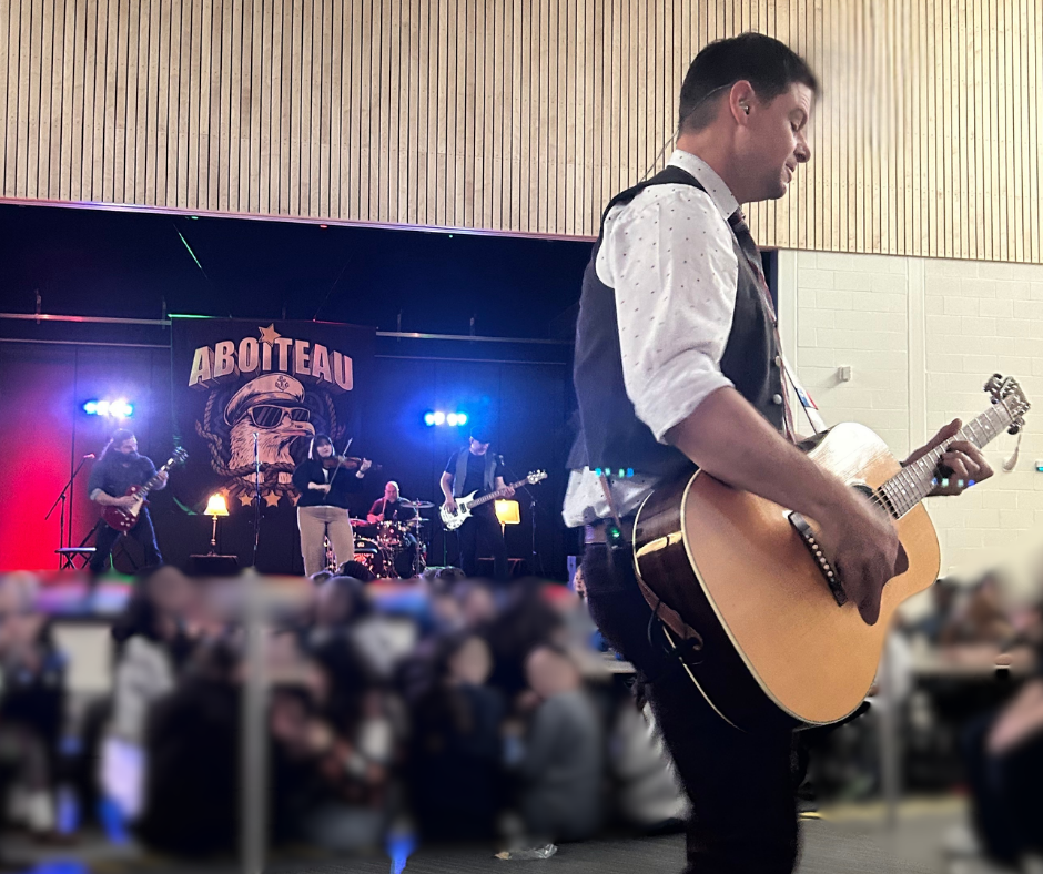 ABOiTEAU : musique et traditions d’ici